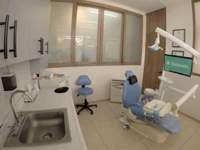 Clínica Dental Dr. Alex