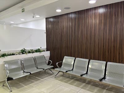 Clínica Dental La Zapopana (Sucursal Centro Sur)