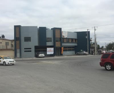 Clínica dental Oralmed