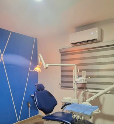 Dentista Guadalajara - Dr. Hans Zaragoza