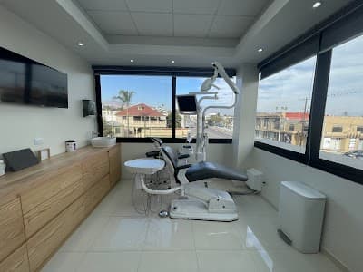 Dr David Ramos Cirujano bucal