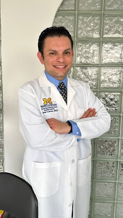 Dr Javier Cortes