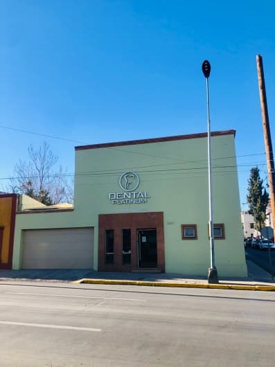 Dr. Raymundo Serna Valles