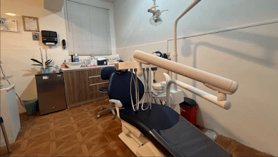 Dra. Astrid Huidobro - Dentista