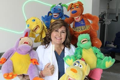 Dra. Chacha - Centro Odontológico Ábrego Montemayor