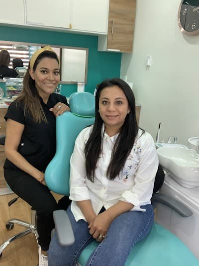 Dra. Erlyn Pulvet - Odontología estética, rehabilitación y diseño de sonrisa en Tijuana