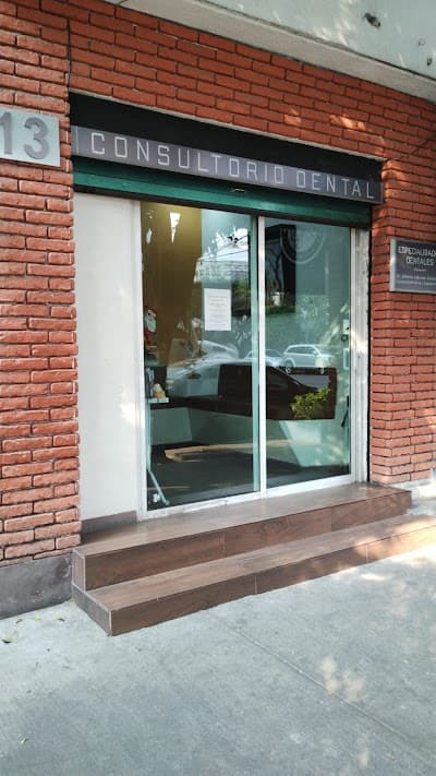 ESPECIALIDADES DENTALES