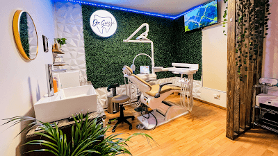 Guzzi's Dental & Wellness