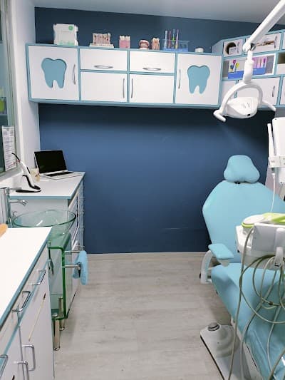 Joy Smile Consultorio Dental. Dra. Carmen Salgado