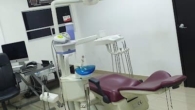 ODONTOLOGÍA INTEGRAL DRA EZNITA CRUZ