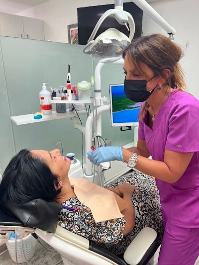 Shtern Dental Clinic - Dentist Cancún