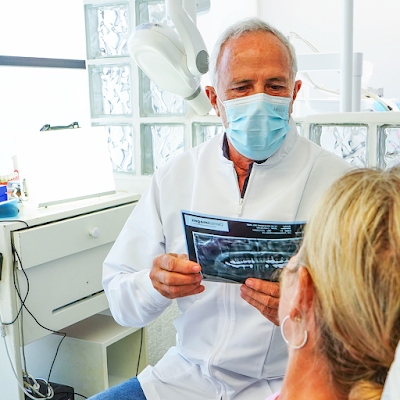 Alva Clínica Dental Plaza Marina