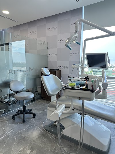 Amatista l Estetica Dental Cancún