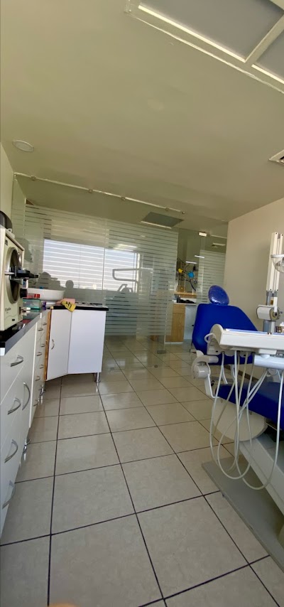 Bi Ortodoncia Avanzada. Dra. Aurora Canales