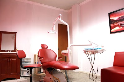 Clínica de Especialidades Dentales