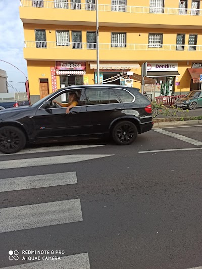 Clinica Dental Dentilux