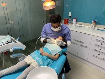 Clinica Dental Teeth and Tooth