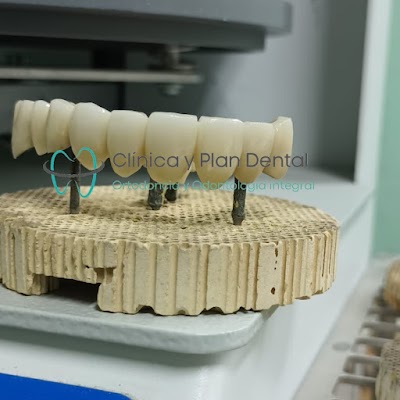 Clínica y Plan Dental