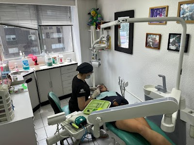 Consultorio dental y de ortodoncia International Orthoclinic Tecamachalco