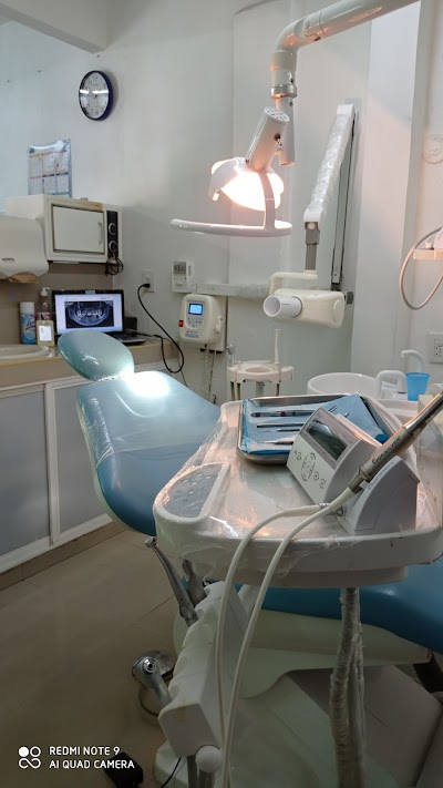 Dentista Noé Tec Cetina /Endodoncista Merida