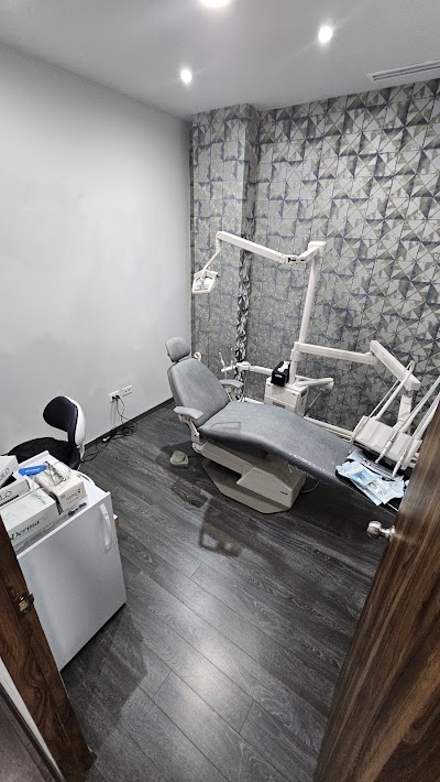 Dr. Jaime Villanueva - Denties San Pedro - Diseño de Sonrisas