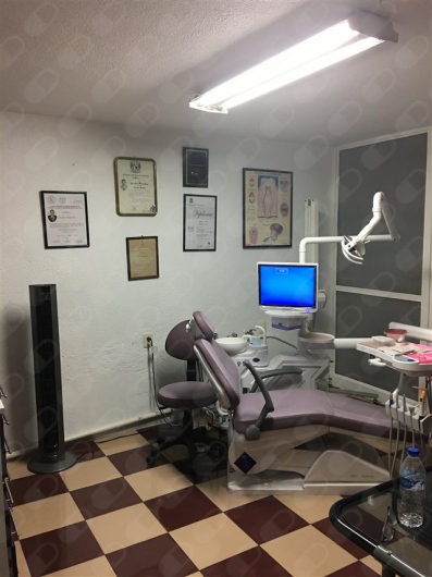 Dr. Mauro Cesar Sánchez Luna, Dentista - Odontólogo
