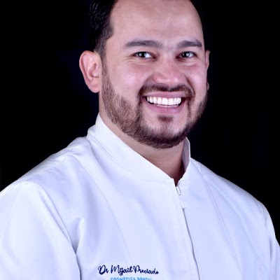 Dr. Mijail Preciado | Dentista en Guadalajara Odontología General & Cosmética Dental