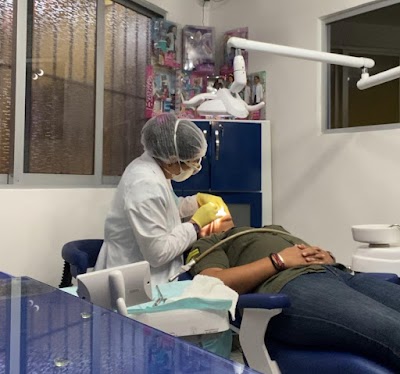 Dra Alejandra Mendoza Ortodoncista