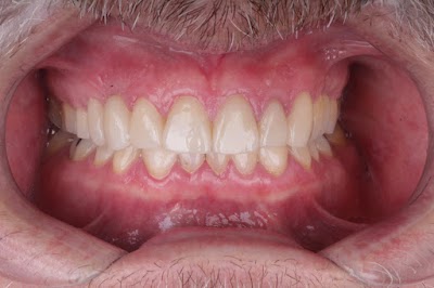 Dra. Andrea Cervantes Urenda, Dentista - Odontólogo