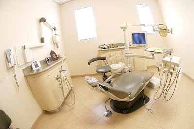 Dra. Ayerym Murillo Argueta, Dentista - Odontólogo