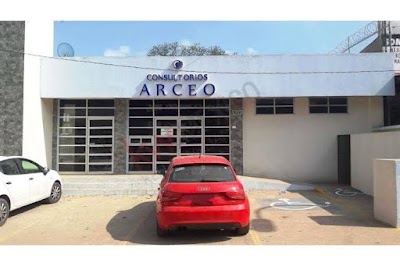 Dra. Emma Selenia Hernández Castillo, Dentista - Odontólogo