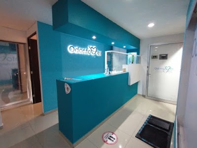 Dra. Neydith Martínez Pablo, Dentista - Odontólogo