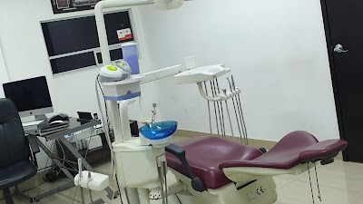 ODONTOLOGÍA INTEGRAL DRA EZNITA CRUZ